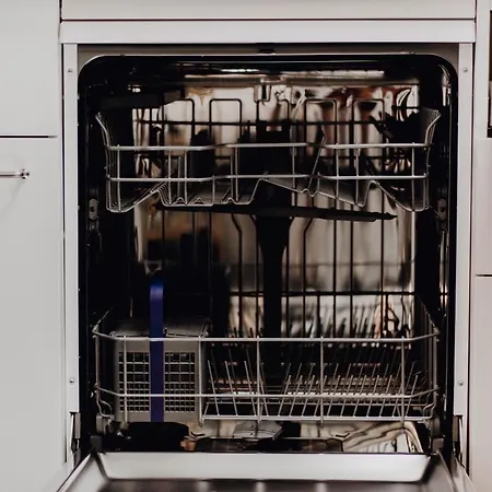 Apartment Sleek Minutes Away From Deutsches Eck *