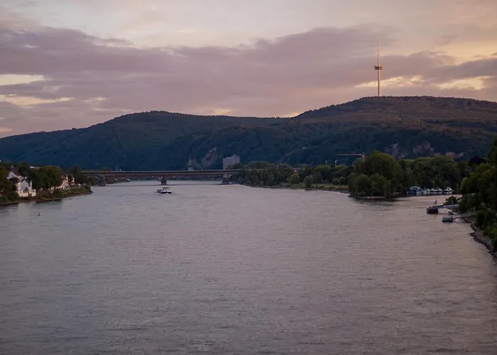 Διαμέρισμα Sleek Minutes Away From Deutsches Eck Κόμπλεντς