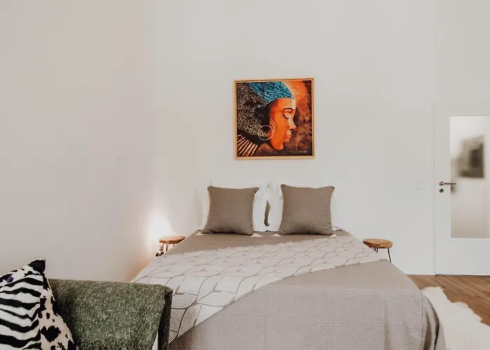 Sleek Minutes Away From Deutsches Eck Διαμέρισμα *