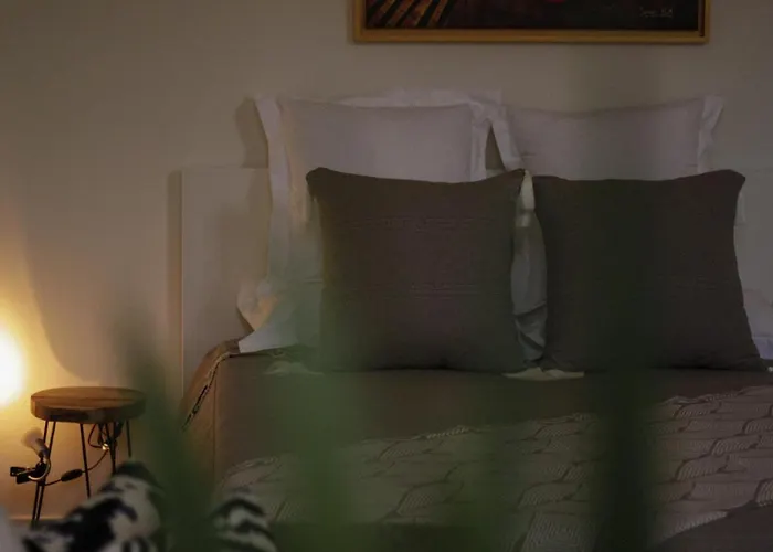 Διαμέρισμα Sleek Minutes Away From Deutsches Eck