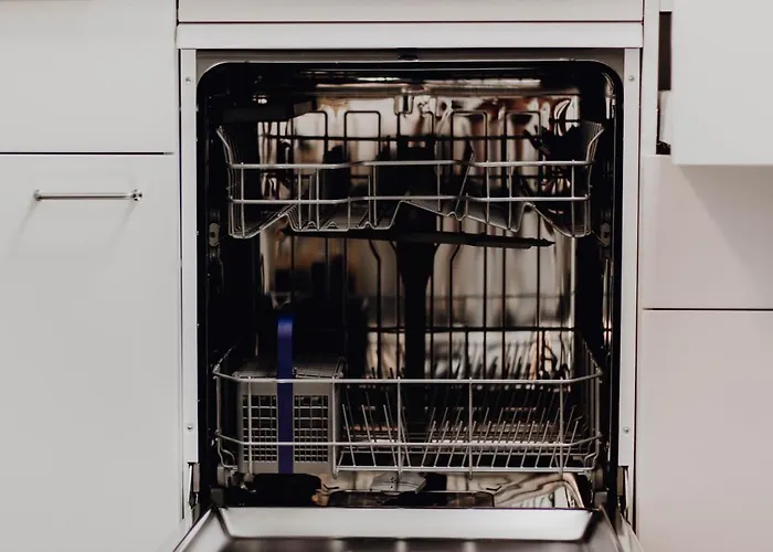 Διαμέρισμα Sleek Minutes Away From Deutsches Eck *